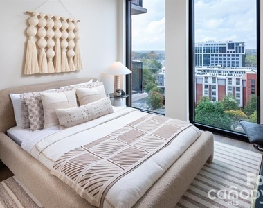 124 E Kingston Avenue - Photo Thumbnail 21
