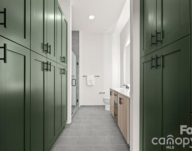 124 E Kingston Avenue - Photo Thumbnail 36