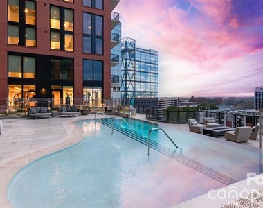 124 E Kingston Avenue - Photo Thumbnail 1