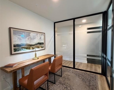 124 E Kingston Avenue - Photo Thumbnail 22