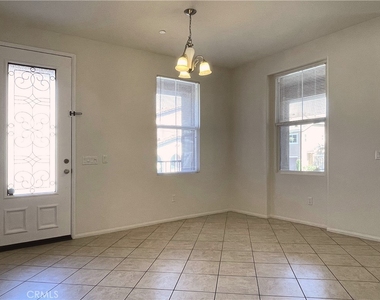 1488 Springfield Way - Photo Thumbnail 5