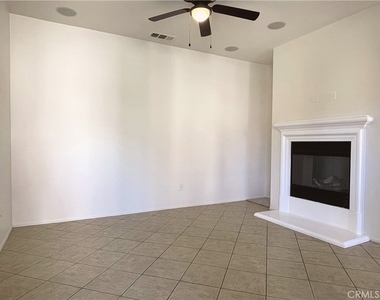 1488 Springfield Way - Photo Thumbnail 4