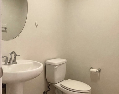 1488 Springfield Way - Photo Thumbnail 9