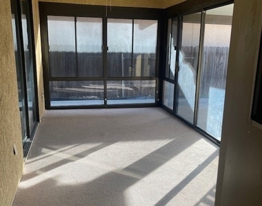 743 Via Linda Drive - Photo Thumbnail 12