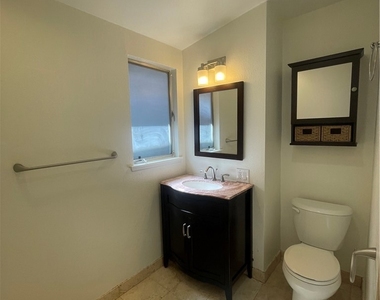 528 Cherry - Photo Thumbnail 12
