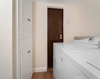 3230 Wrightwood - Photo Thumbnail 17