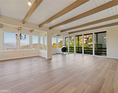 3230 Wrightwood - Photo Thumbnail 3