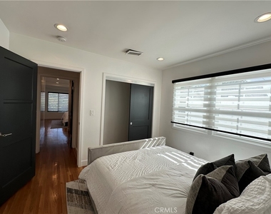 5301 Ethel Avenue - Photo Thumbnail 18