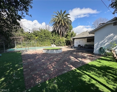 5301 Ethel Avenue - Photo Thumbnail 23