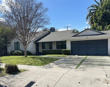5301 Ethel Avenue - Photo Thumbnail 29