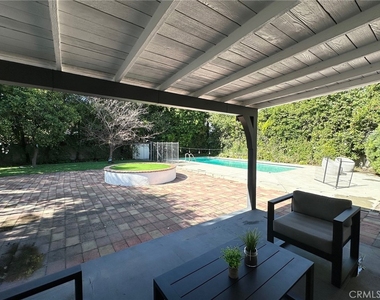 5301 Ethel Avenue - Photo Thumbnail 26
