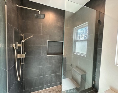 5301 Ethel Avenue - Photo Thumbnail 16