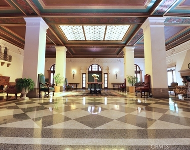 315 W 3rd - Photo Thumbnail 10