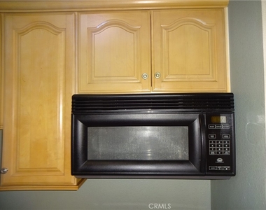 1220 Belmont Avenue - Photo Thumbnail 6