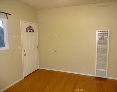 1220 Belmont Avenue - Photo Thumbnail 2