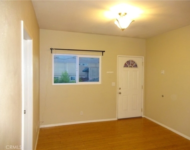 1220 Belmont Avenue - Photo Thumbnail 3