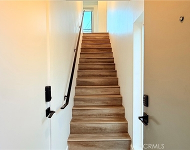 1418 S Cloverdale Avenue - Photo Thumbnail 21