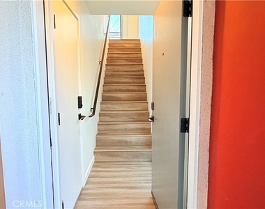 1418 S Cloverdale Avenue - Photo Thumbnail 22