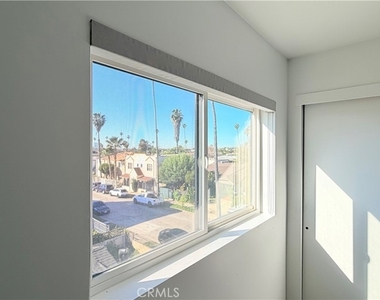 1418 S Cloverdale Avenue - Photo Thumbnail 1