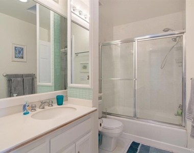 942 D Avenue - Photo Thumbnail 21