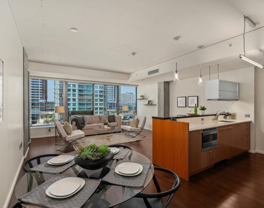 1155 S Grand Avenue - Photo Thumbnail 16