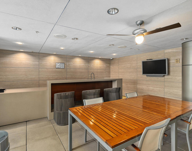 1155 S Grand Avenue - Photo Thumbnail 33