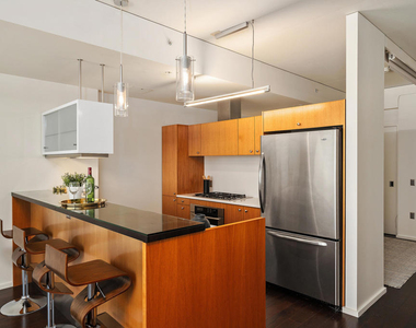 1155 S Grand Avenue - Photo Thumbnail 13