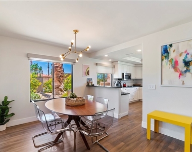 8 Valencia Drive - Photo Thumbnail 10