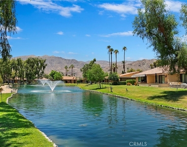 8 Valencia Drive - Photo Thumbnail 18