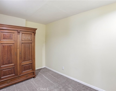 1581 Chanticleer - Photo Thumbnail 8