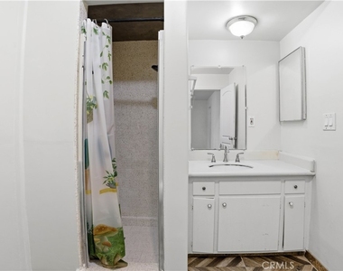 1581 Chanticleer - Photo Thumbnail 9