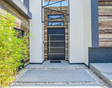 8401 Wyndham Road - Photo Thumbnail 11