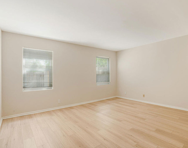 6475 Kanan Dume Road - Photo Thumbnail 8