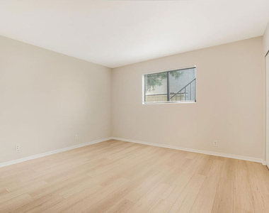 6475 Kanan Dume Road - Photo Thumbnail 5