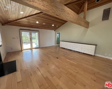 6484 Wynkoop Street - Photo Thumbnail 8