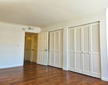 618 N Howard Street - Photo Thumbnail 16