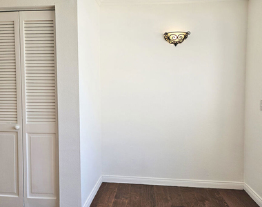 618 N Howard Street - Photo Thumbnail 17