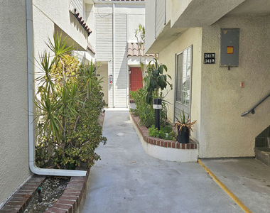 618 N Howard Street - Photo Thumbnail 25