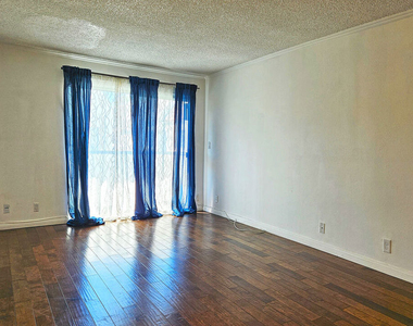 618 N Howard Street - Photo Thumbnail 4