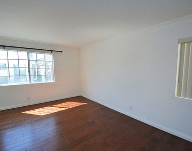 618 N Howard Street - Photo Thumbnail 15