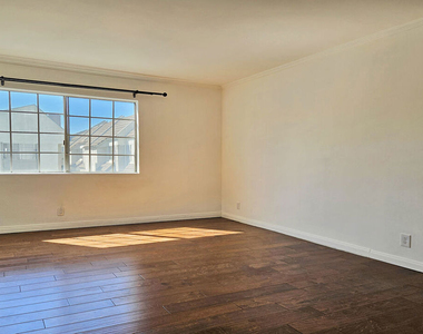 618 N Howard Street - Photo Thumbnail 6