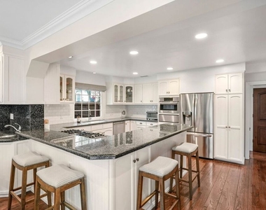 15434 Sutton Street - Photo Thumbnail 16