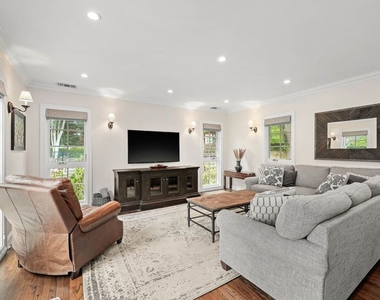 15434 Sutton Street - Photo Thumbnail 19