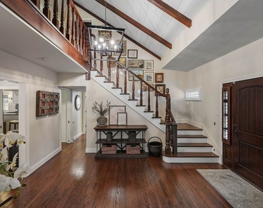 15434 Sutton Street - Photo Thumbnail 6