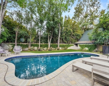 15434 Sutton Street - Photo Thumbnail 42