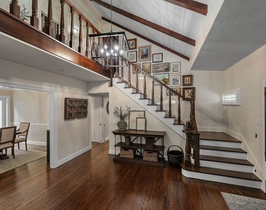 15434 Sutton Street - Photo Thumbnail 5