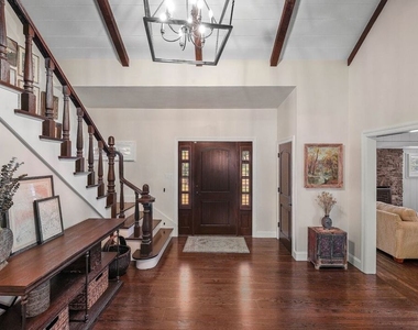 15434 Sutton Street - Photo Thumbnail 4
