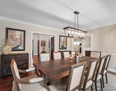 15434 Sutton Street - Photo Thumbnail 12