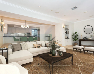 9323 Burton Way - Photo Thumbnail 2
