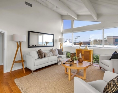 4 Lighthouse Street - Photo Thumbnail 10